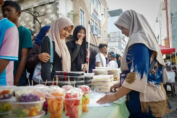 120 UMKM di Car Free Day Medan Dapat Sertifikat Halal